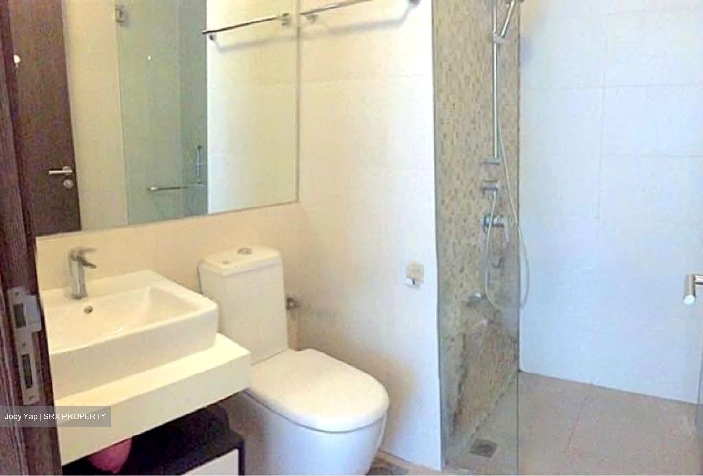 Suites 28 (D14), Apartment #611119051